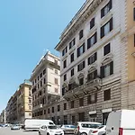 Piazza Vittorio Apartment